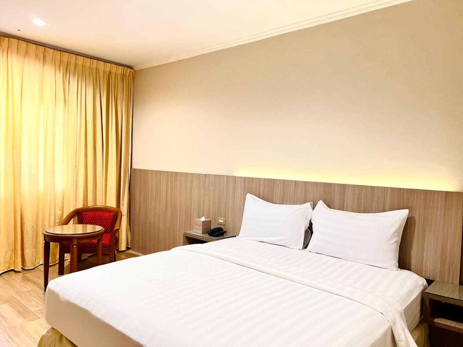 Royal Asia Hotel Palembang Dış mekan fotoğraf