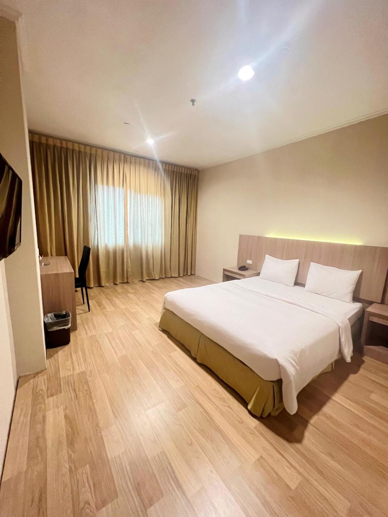 Royal Asia Hotel Palembang Dış mekan fotoğraf
