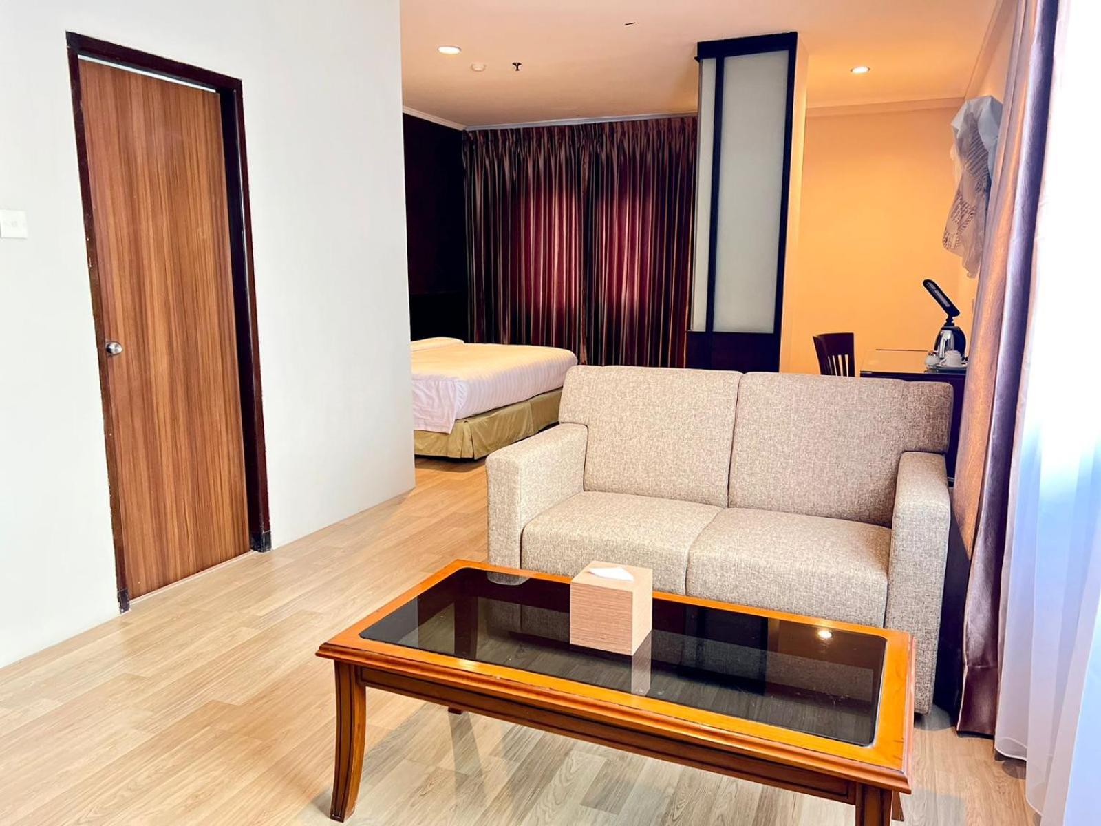 Royal Asia Hotel Palembang Dış mekan fotoğraf