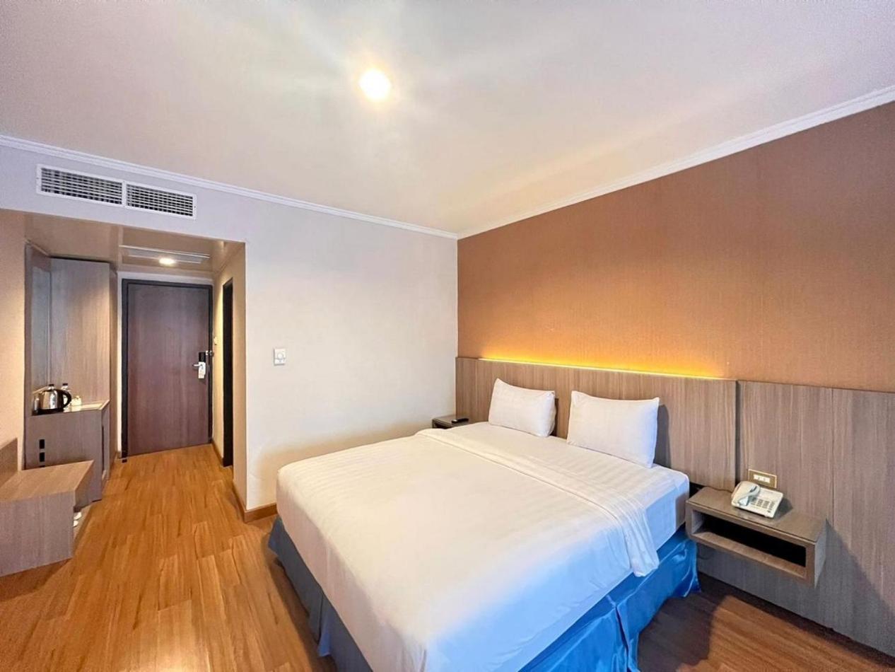 Royal Asia Hotel Palembang Dış mekan fotoğraf